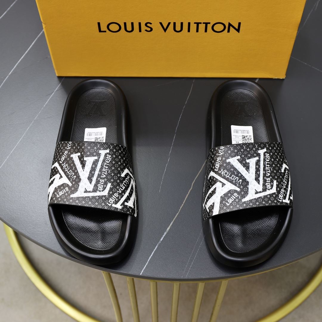 Louis Vuitton Slippers